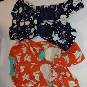 Gently Used Set of 2 Fleece Footed PJs Size 3T